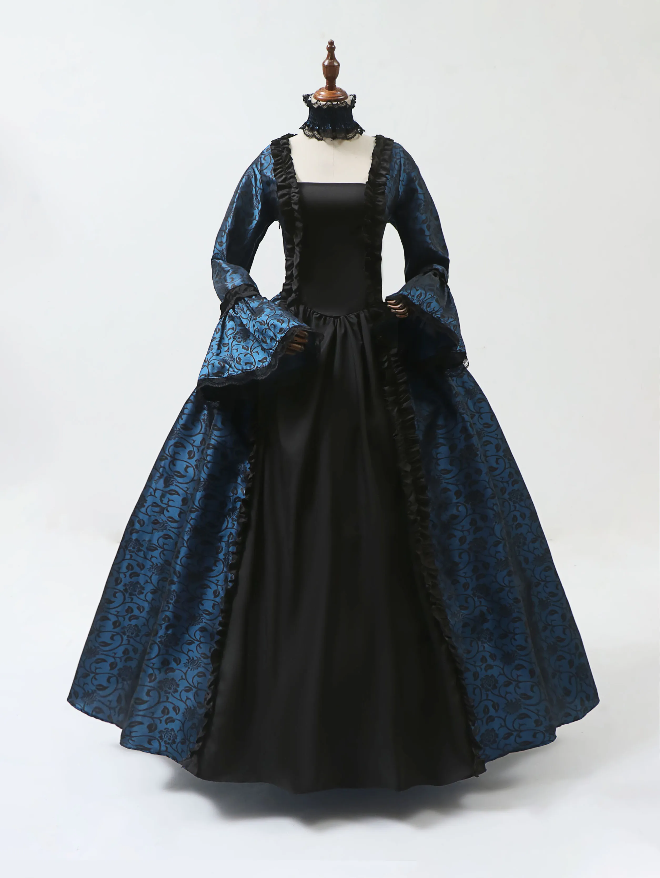 Cosplay Marie Antoinette Dress - Bathrobe ulasan dan harga